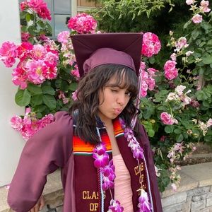 Meet your Posher, Alexia